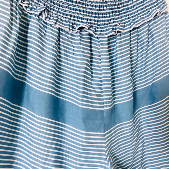 Baby Blue and White Stripe Flowy Pants - Picture 3 of 3
